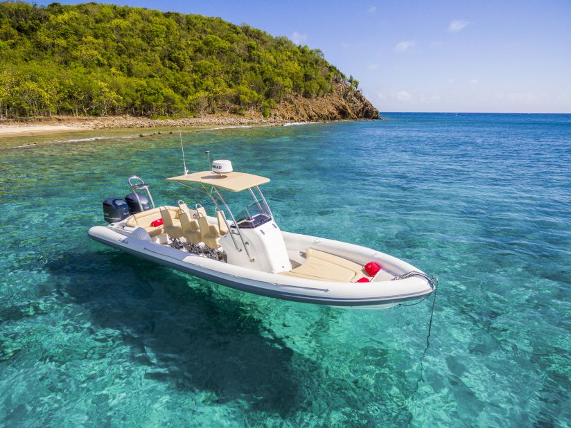 The PRIME NINE41 is the largest, most comfortable and technologically sophisticated boat in the Ribeye range. It can also accommodate up to 14 people.