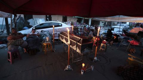 A family attends the wake of an earthquake victim in Jojutla, Morelos.