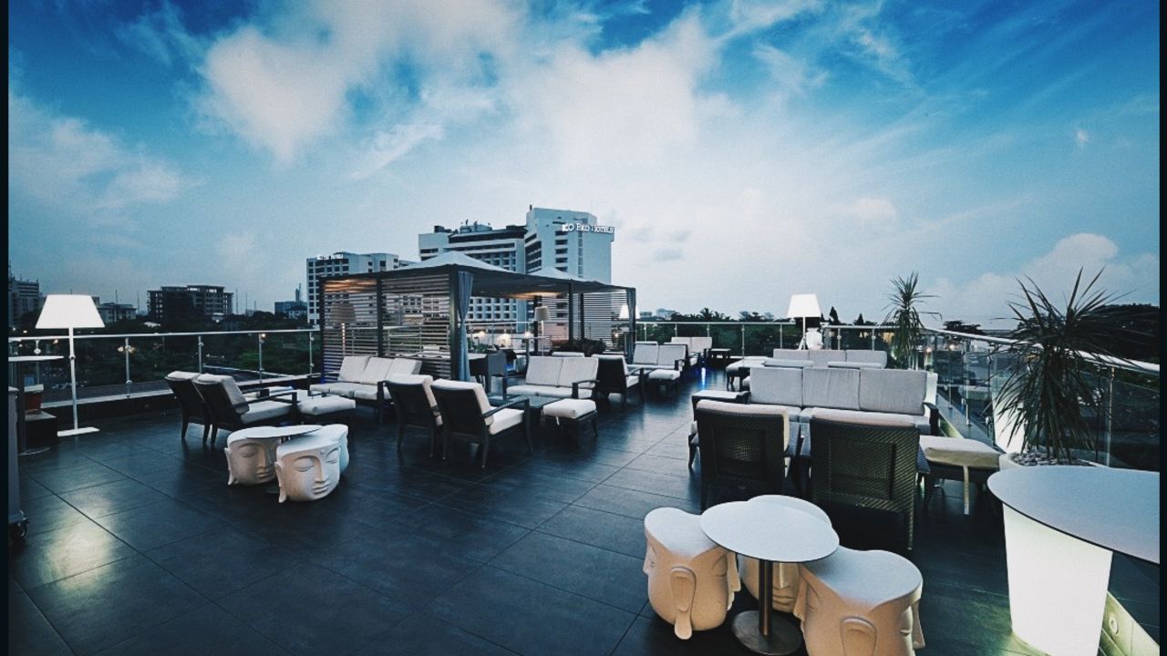 Rooftop Fahrenheit Loft club.
