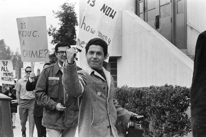 A protestor known as "Shorty" and US Army veteran Alfredo Moncayo (left) demonstrate at Roosevelt High School in Los Angeles, c. 1969.