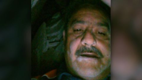 Mendez took a photo of himself while trapped in the collapsed building.
