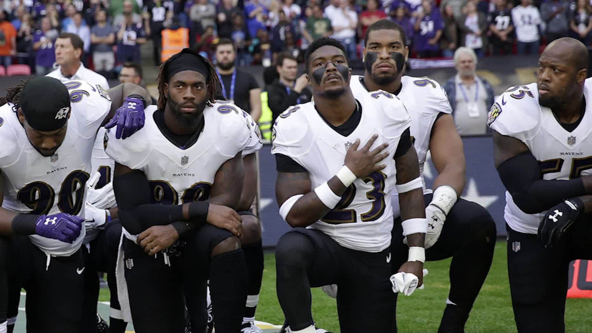 Ravens, Jaguars kneel during National Anthem