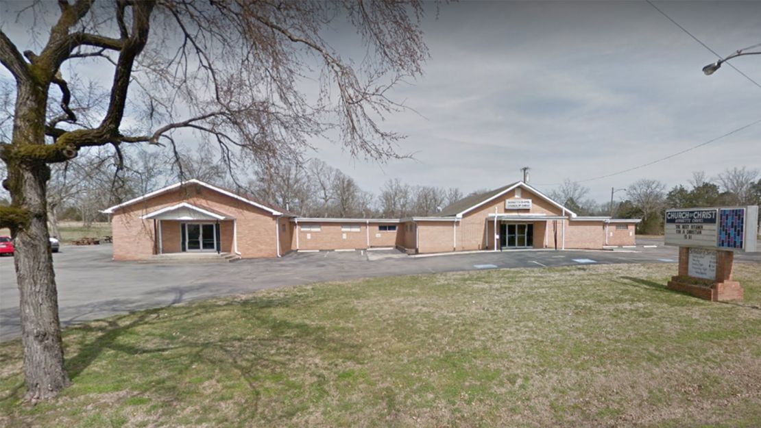 An image of Burnette Chapel Church of Christ in 2016, taken from Google Maps