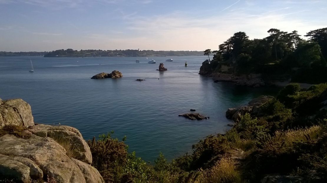 Île de Batz is made up of several islands, separated at high tide.