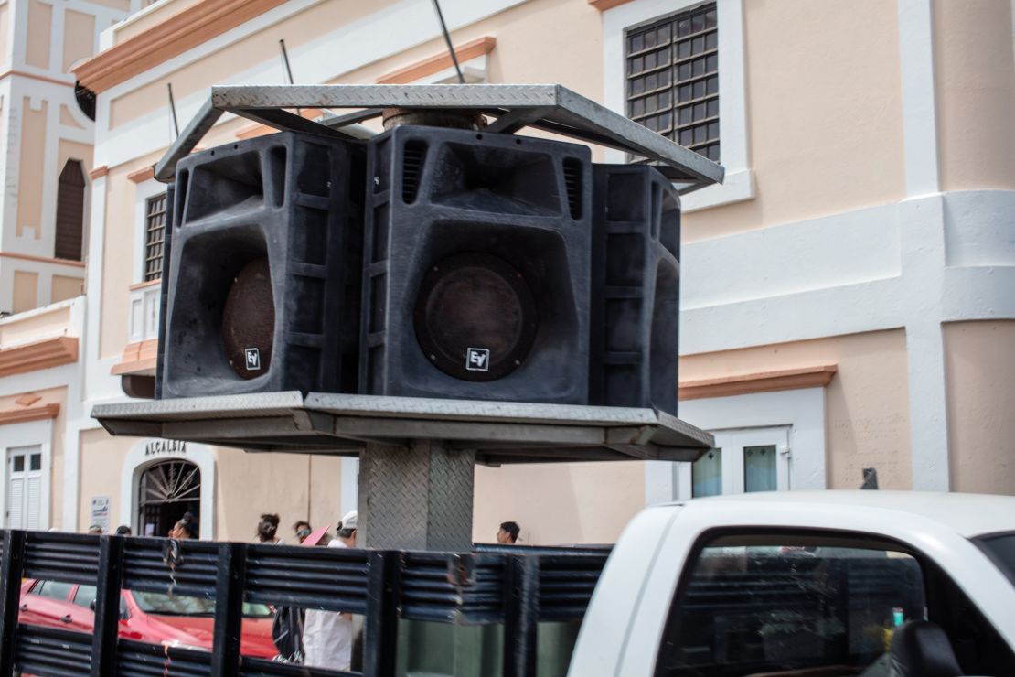 A truck with speakers broadcasts what news there is around Vieques.