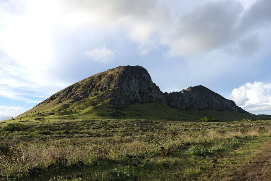 Rano Raraku is one of the volcanoes that define the island's triangular figure. If it weren't for volcanic eruptions yielding basalt, obsidian, tuff and other stones, the magical moai would not exist.  