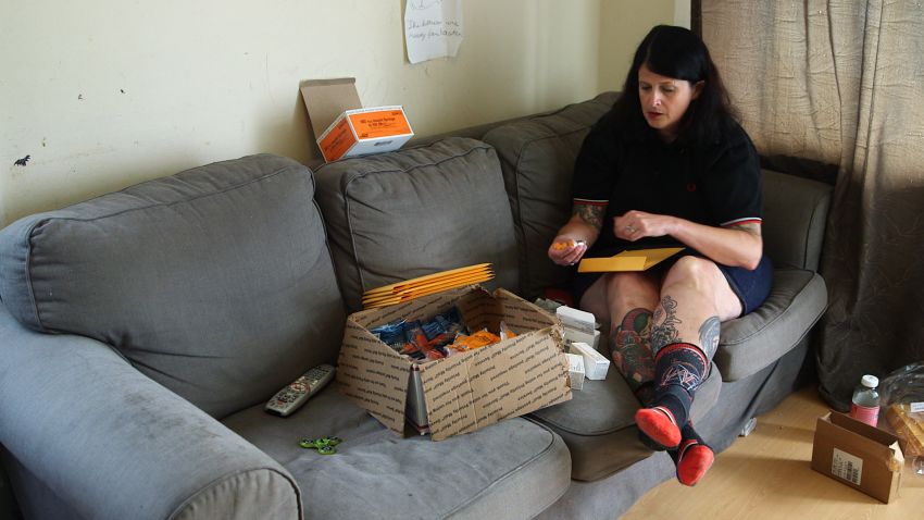 Tracey Helton, known as the "heroine of heroin", mails out medication that revives heroin users after an overdose.