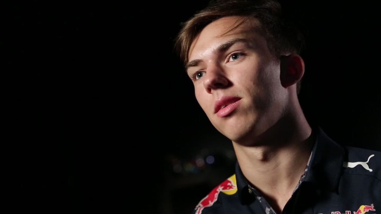 pierre gasly nat pkg_00010305.jpg