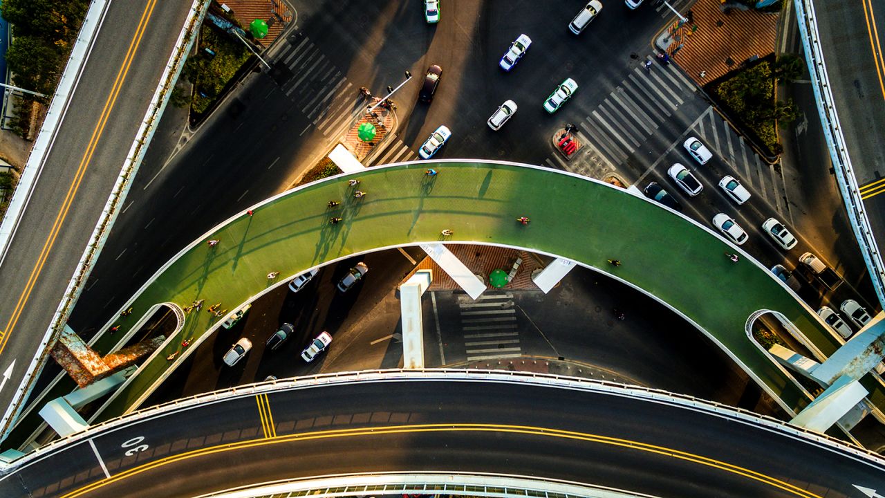 The new Xiamen Cycling Skyway stretches 7.6 kilometers.