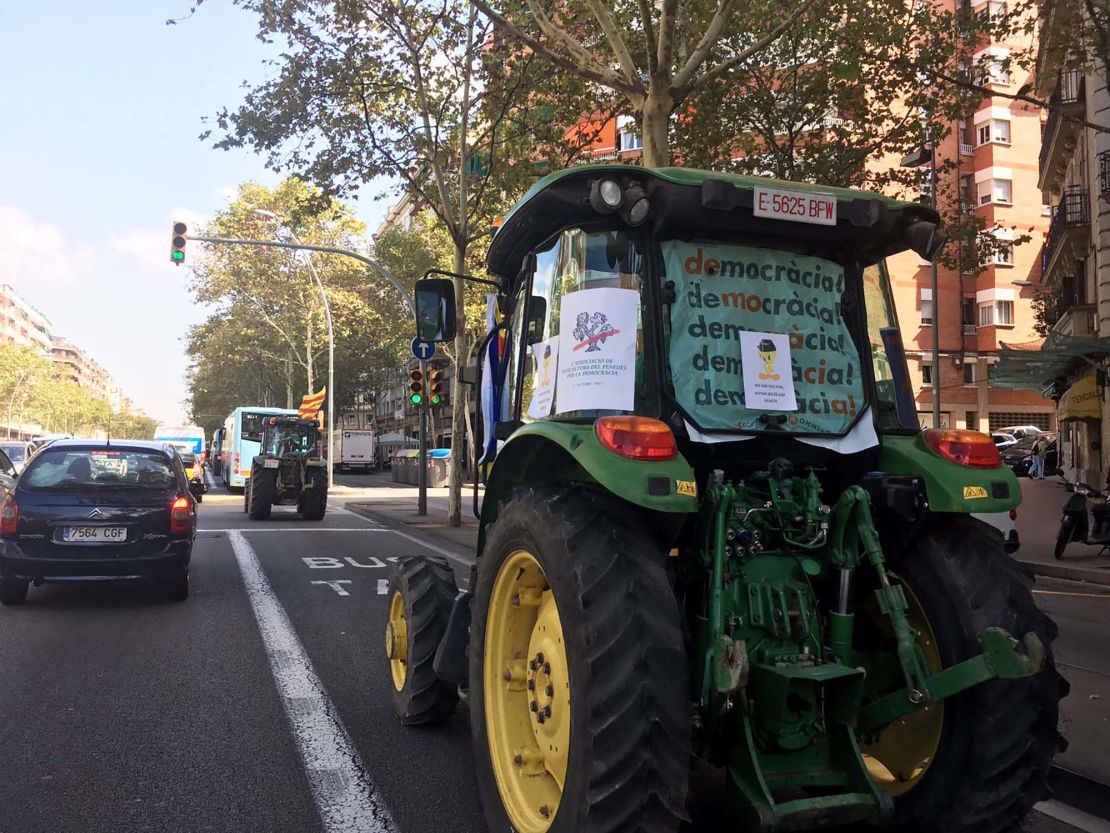 Tractors drive through Barcelona's streets on Friday in support of Sunday's independence referendum.