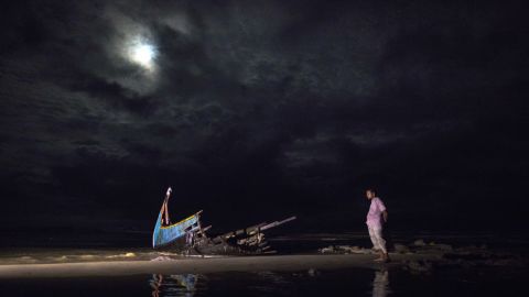 Part of a boat washed up on the beach after capsizing off Bangladesh.
(Paula Bronstein/Getty Images)