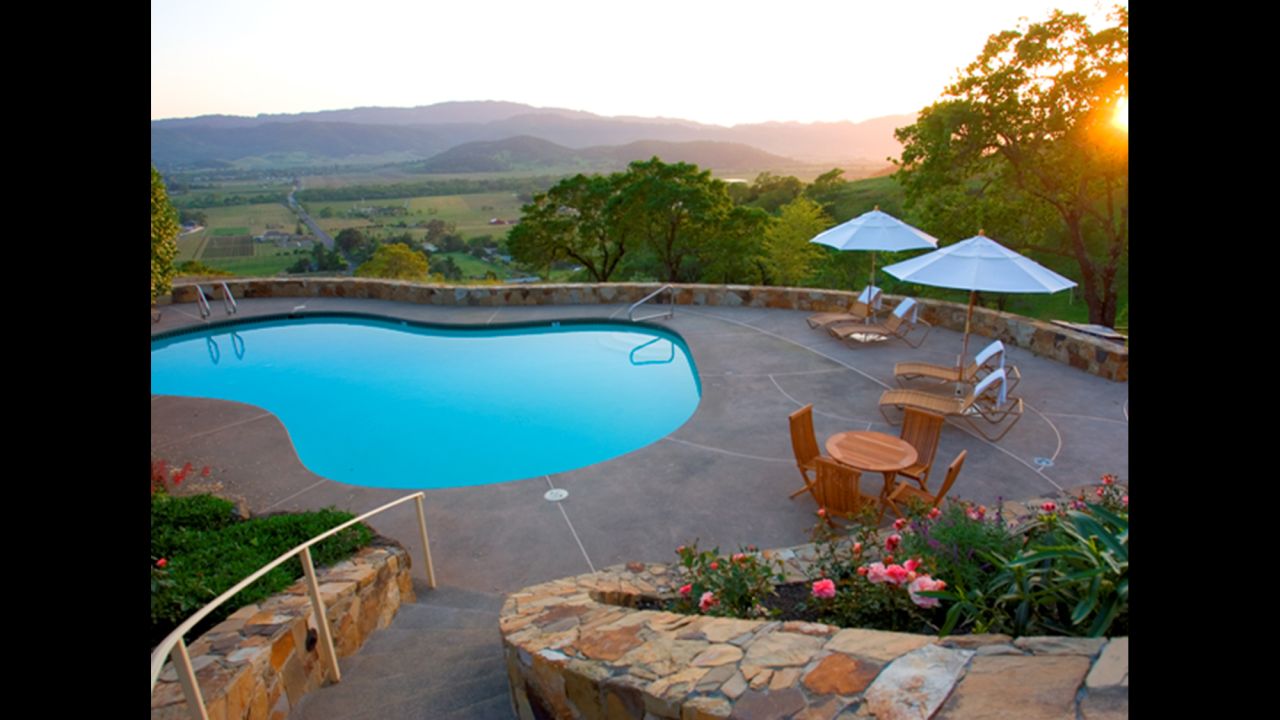 <strong>Poetry Inn, California: </strong>The grapes turn golden during harvest season in Napa Valley, and this five-room inn knows how to show off its views of the surrounding vineyards. 