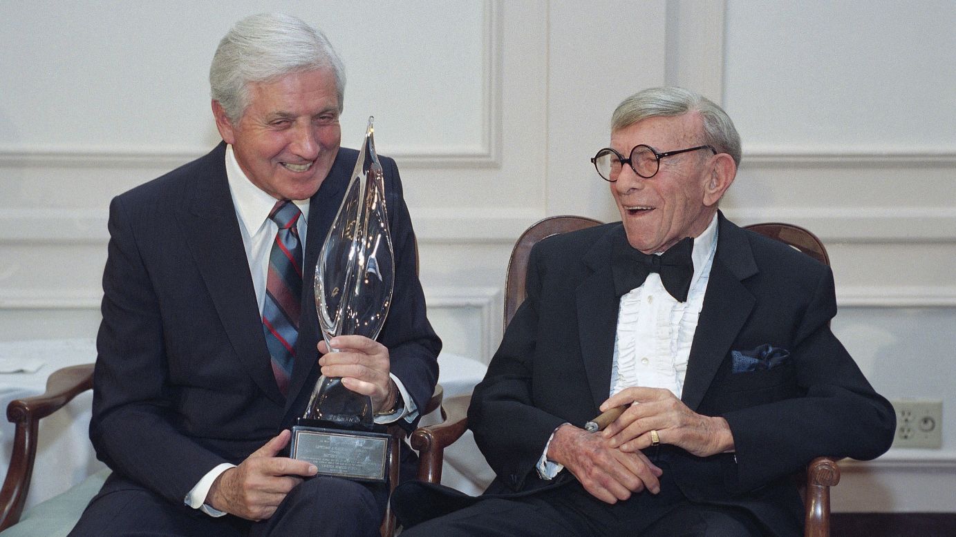 George Burns, right, laughs with Monty Hall, recipient of the 2nd Annual George Burns Lifetime Award, at the United Jewish Fund tribute to humanitarian Hall in the Century City section of Los Angeles, March 14, 1993.