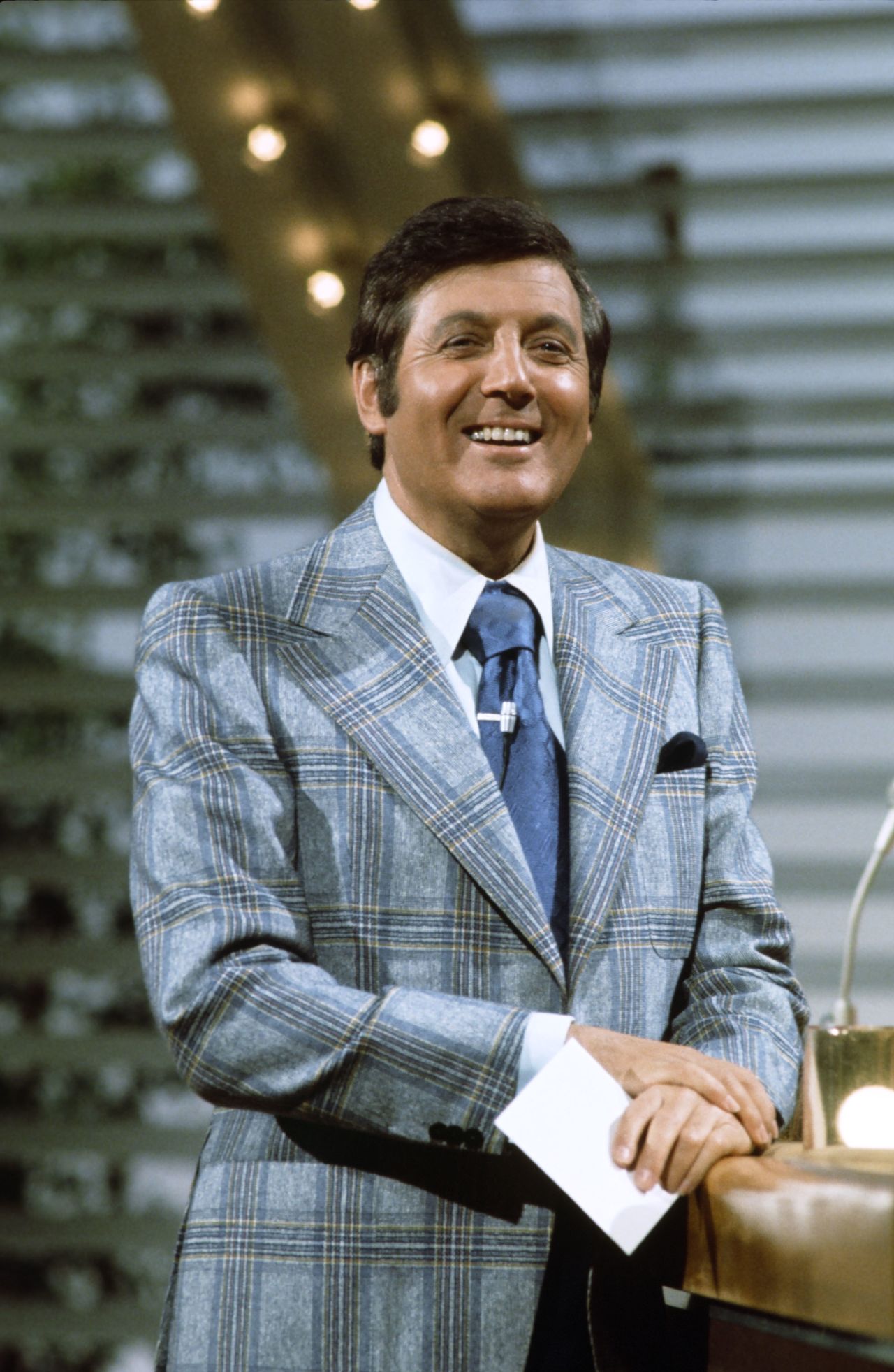 <a href="http://www.cnn.com/2017/09/30/tv-shows/monty-hall-dead-at-96/index.html" target="_blank">Monty Hall</a>, best known as the cheerful and friendly host of the game show "Let's Make a Deal," died September 30 in Los Angeles, his daughter Sharon Hall said. He was 96.
