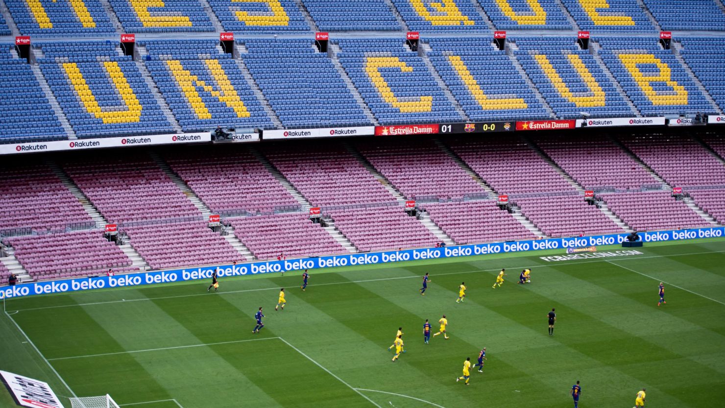 Players of FC Barcelona and UD Las Palmas are seen during the La Liga match between Barcelona and Las Palmas at Camp Nou on October 1, 2017 in Barcelona, Spain. 