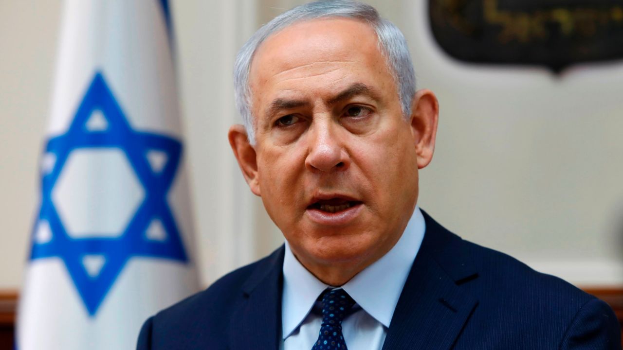 Benjamin Netanyahu has hailed the "legitimate efforts" of the drive for Kurdish independence.