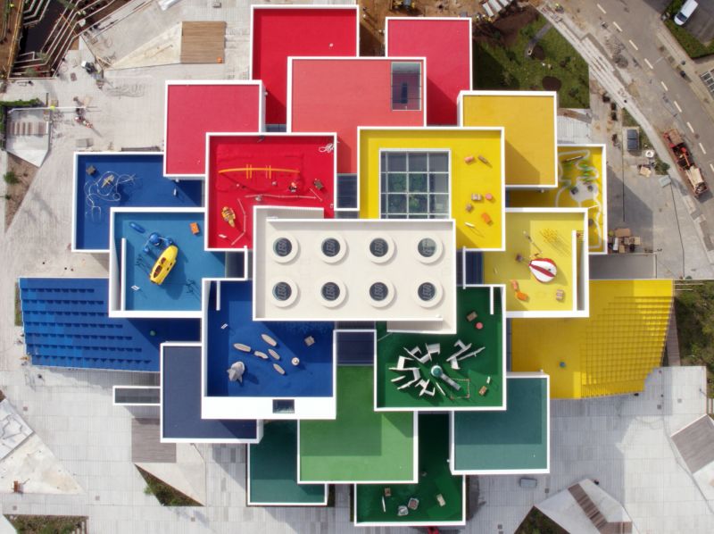 Rainbow best sale lego house