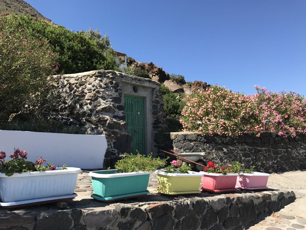 Generations of villagers consumed this "crazy rye." "It was a diet mistake, a bad eating habit triggered by poverty, isolation and ignorance of hygiene," says historian Pino La Greca. Ergotism induces gangrene, mania and psychosis. 