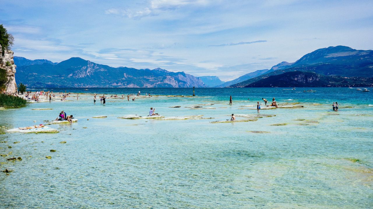 Sirmione is home to some of the best beaches in Lake Garda. 