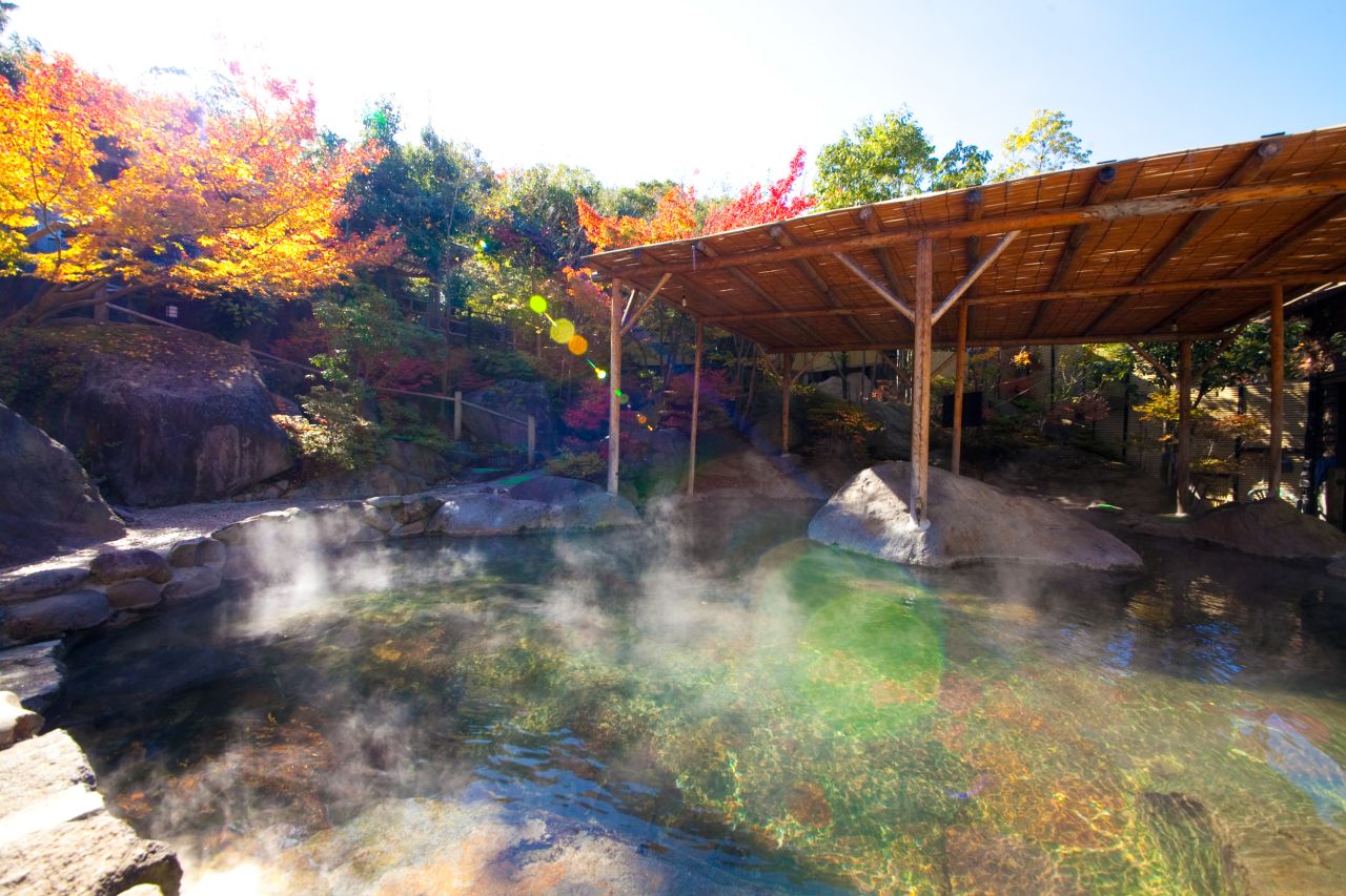 <strong>Kanairo onsen, Japan: </strong>This is a soaking tub, not a swimming pool, but it's still a tremendous spot for relaxation while immersed in a Japanese bathing tradition.<br />