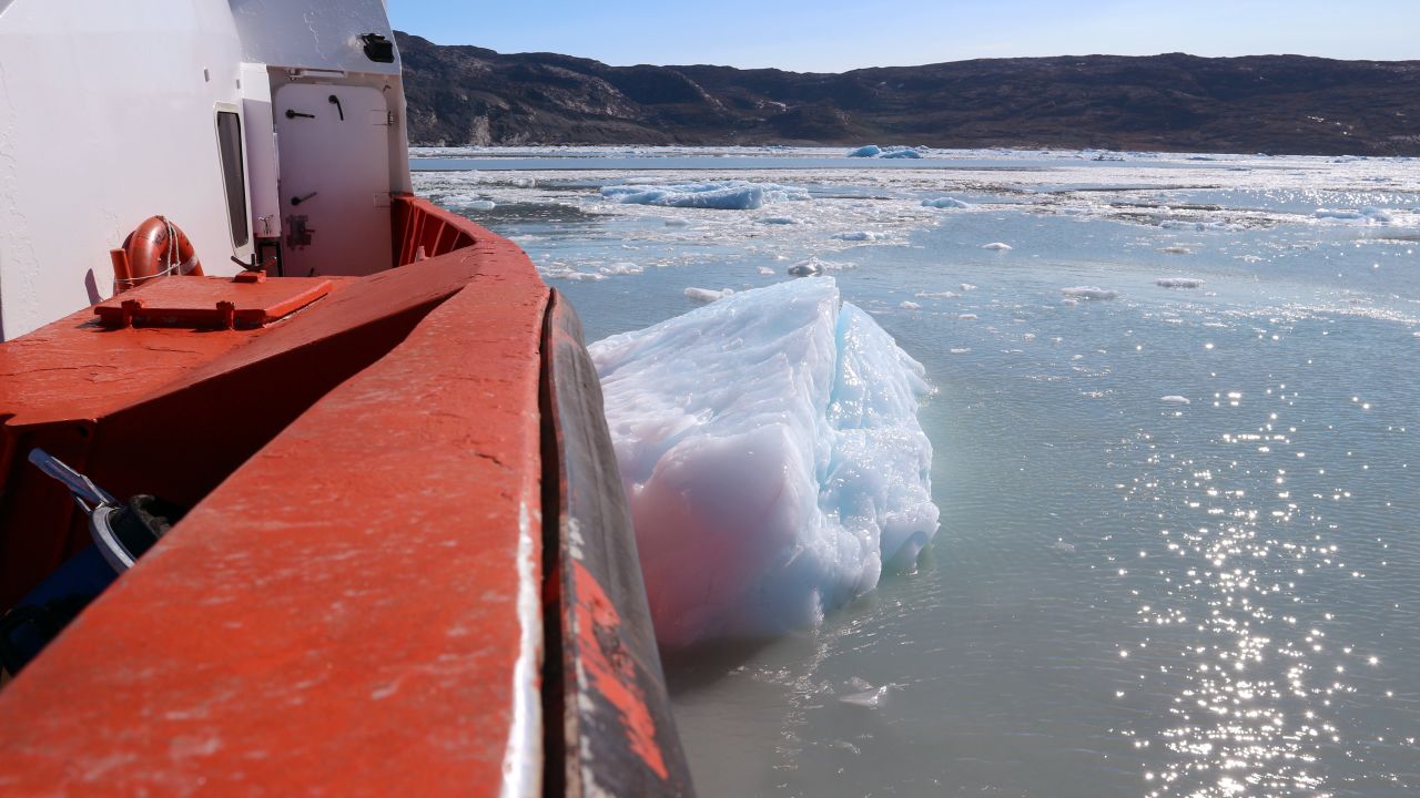 The boats stay about 800 meters from the glacier as the falling ice can sometimes cause tsunamis. 