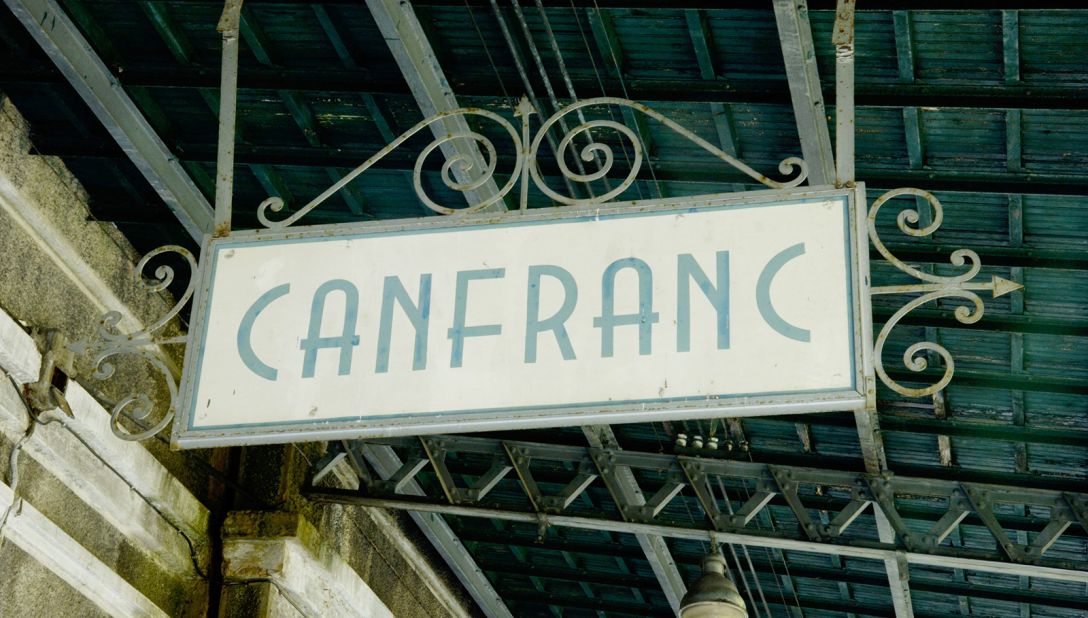 <strong>New lease of life?</strong>: It's fallen into ruin over the years, but Spanish officials are now hoping to renovate the station and breathe new life into Canfranc.