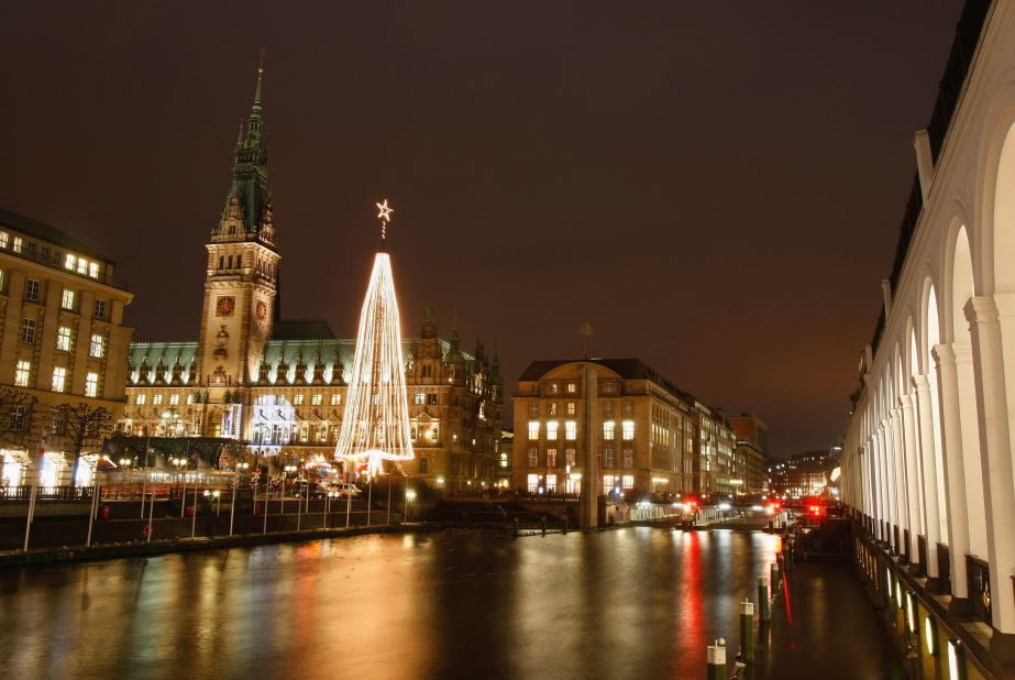<strong>4. Best weekend break cities -- Hamburg:</strong> The German port city of Hamburg is known for its maritime roots and picture-perfect Christmas markets. 