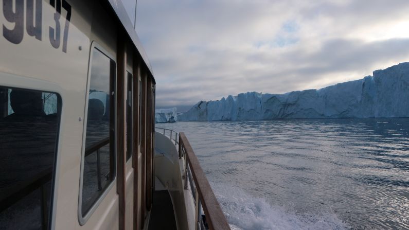 Boats are run by Disko Line Ferries and are frequent throughout the day, making a day trip to Ilimanaq a must. 