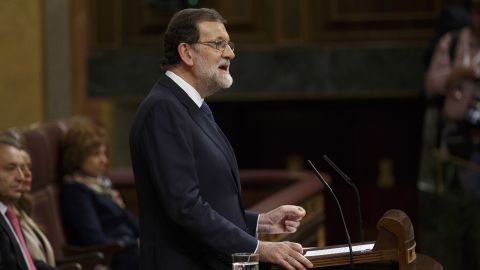 Spanish Prime Minister Mariano Rajoy speaks at the Spanish Parliament following the Catalonian independence vote on October 11.