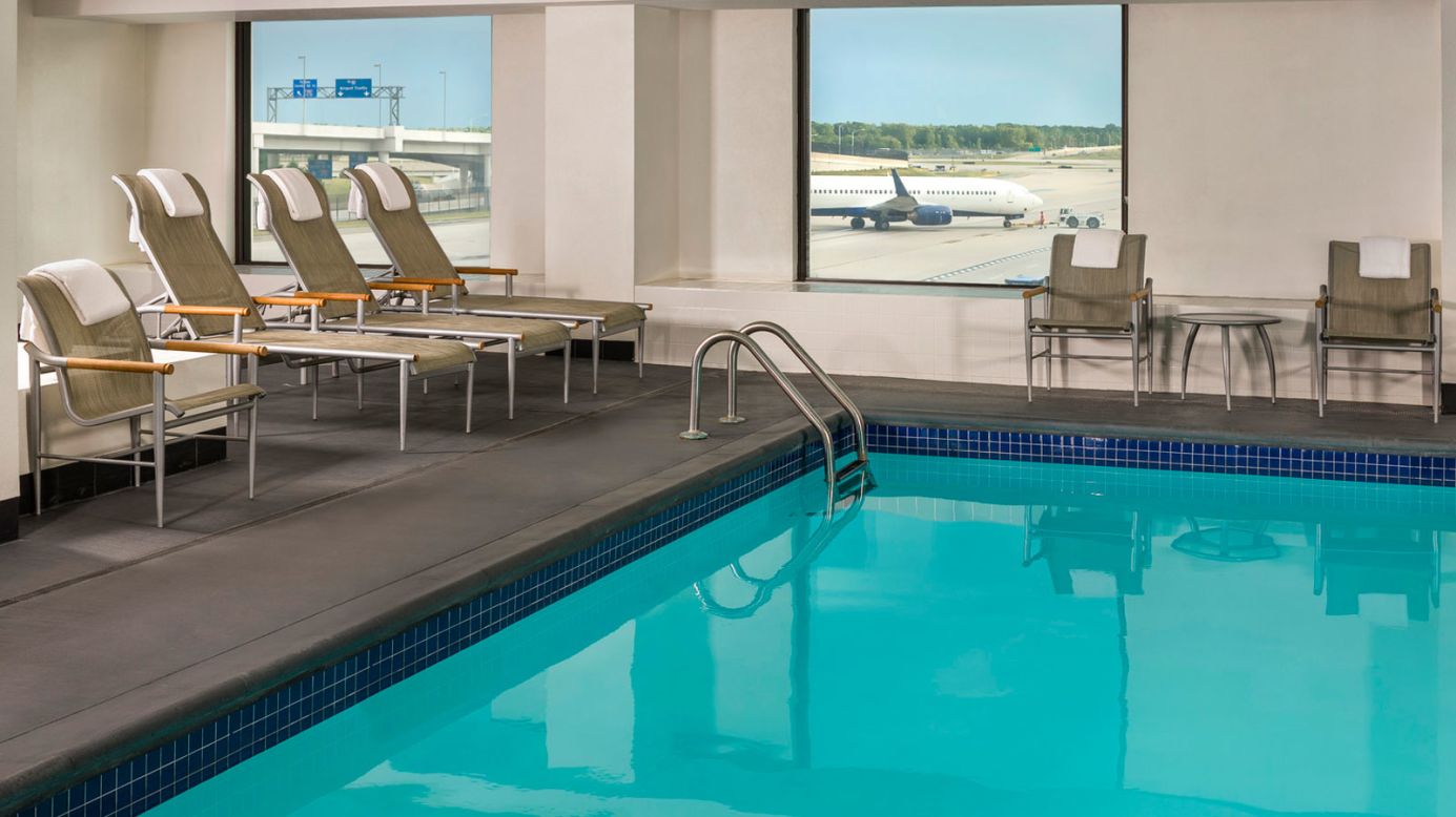 <strong>Westin Detroit Metropolitan Airport: </strong> The only hotel in Detroit Metropolitan Airport boasts a notable pool with runway views.
