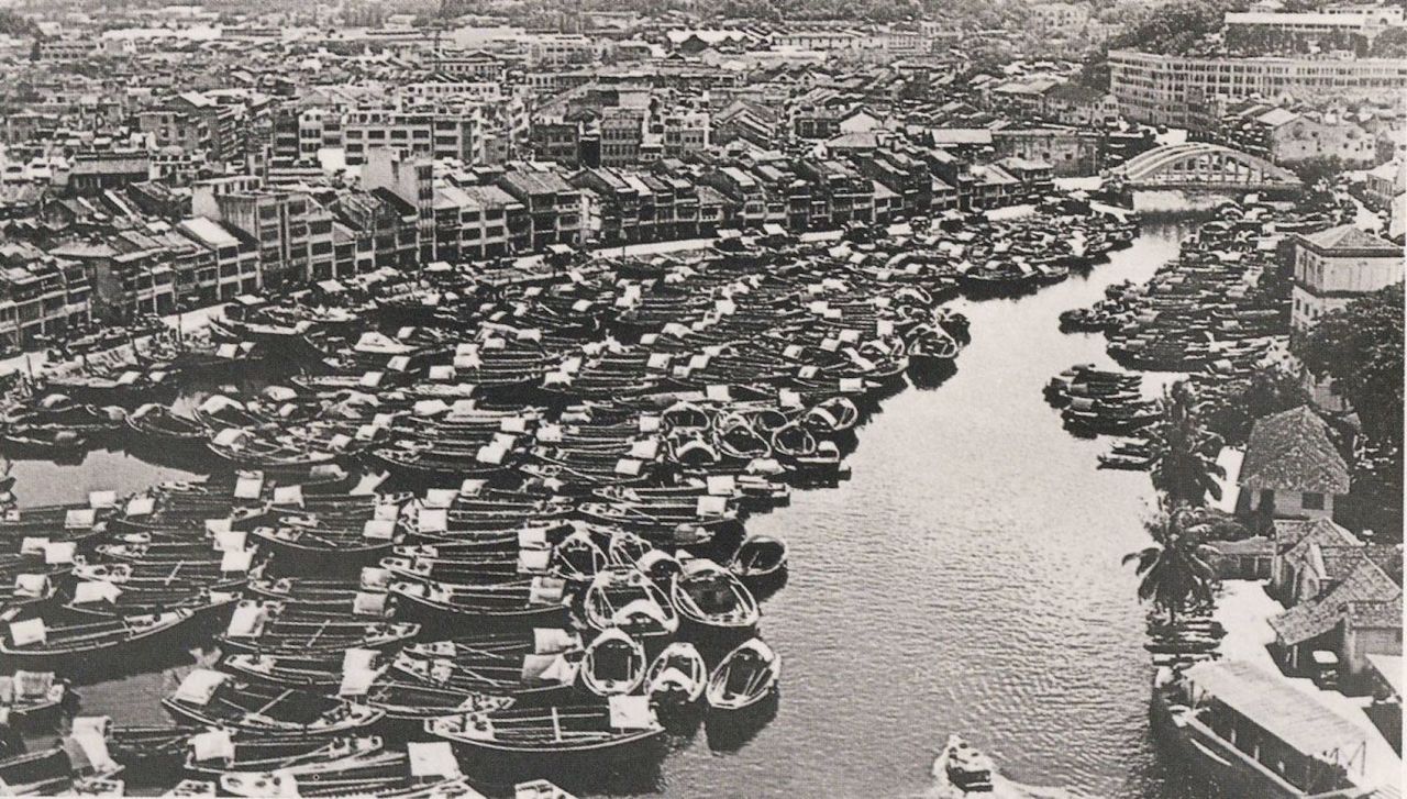 In this shot taken in the 1950s of Robertson Quay, warehouses line the waterfront.
