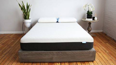 01-bear-mattress-lifestyle-commerce