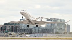 Bombardier Global 7000 Takeoff