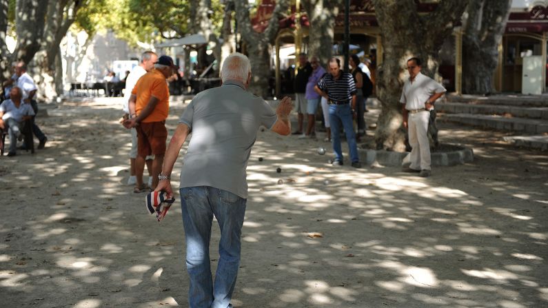 <strong>Place des Lices: </strong>In the historic center, it's not unusual to find locals playing a game of pétanque.