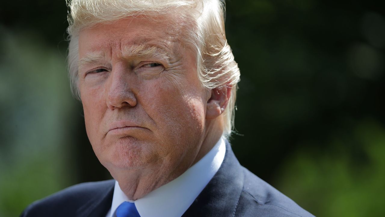 WASHINGTON, DC - JULY 25:  U.S. President Donald Trump holds a joint news conference with Lebanese Prime Minister Saad Hariri in the Rose Garden at the White House July 25, 2017 in Washington, DC. Trump began the news conference by announcing that Senate Republicans had passed a procedural vote on repealing Obamacare.  (Photo by Chip Somodevilla/Getty Images)