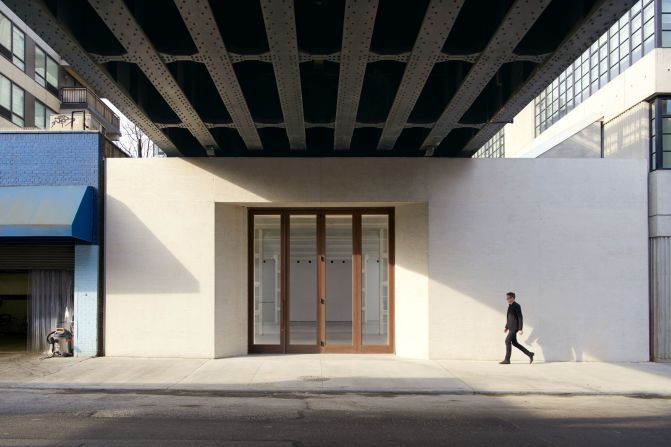 The Lisson Gallery in Chelsea was built underneath the High Line, and constructed around foundational elements of the old elevated rail trestle. The space, designed by Studio Christian Wassmann and Studio MDA and built in 2016, responds to the specific conditions of the site.