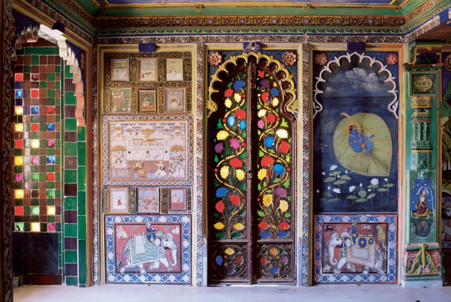 Local materials -- such as those used in the Juna Mahal Palace in Rajasthan -- can reflect a culture's identity and traditions.