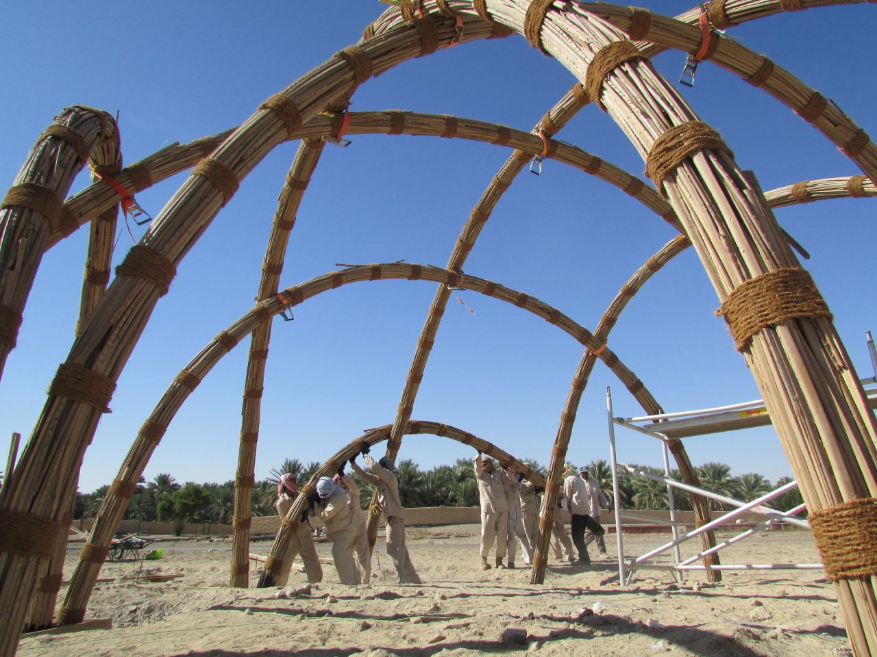 Though they date back more 7,000 years, Arab construction techniques using date palms are still in use in today.