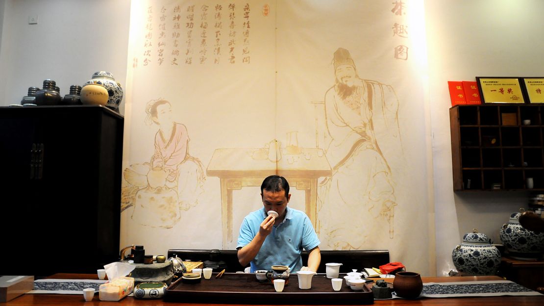  "Tea appreciatation classes" are often offered at local tea houses.