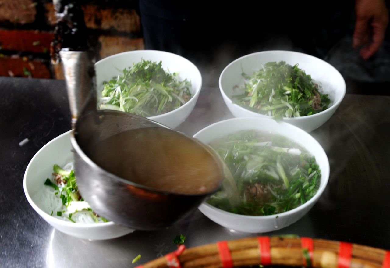 Steamy bowls of pho at Phở Thìn.