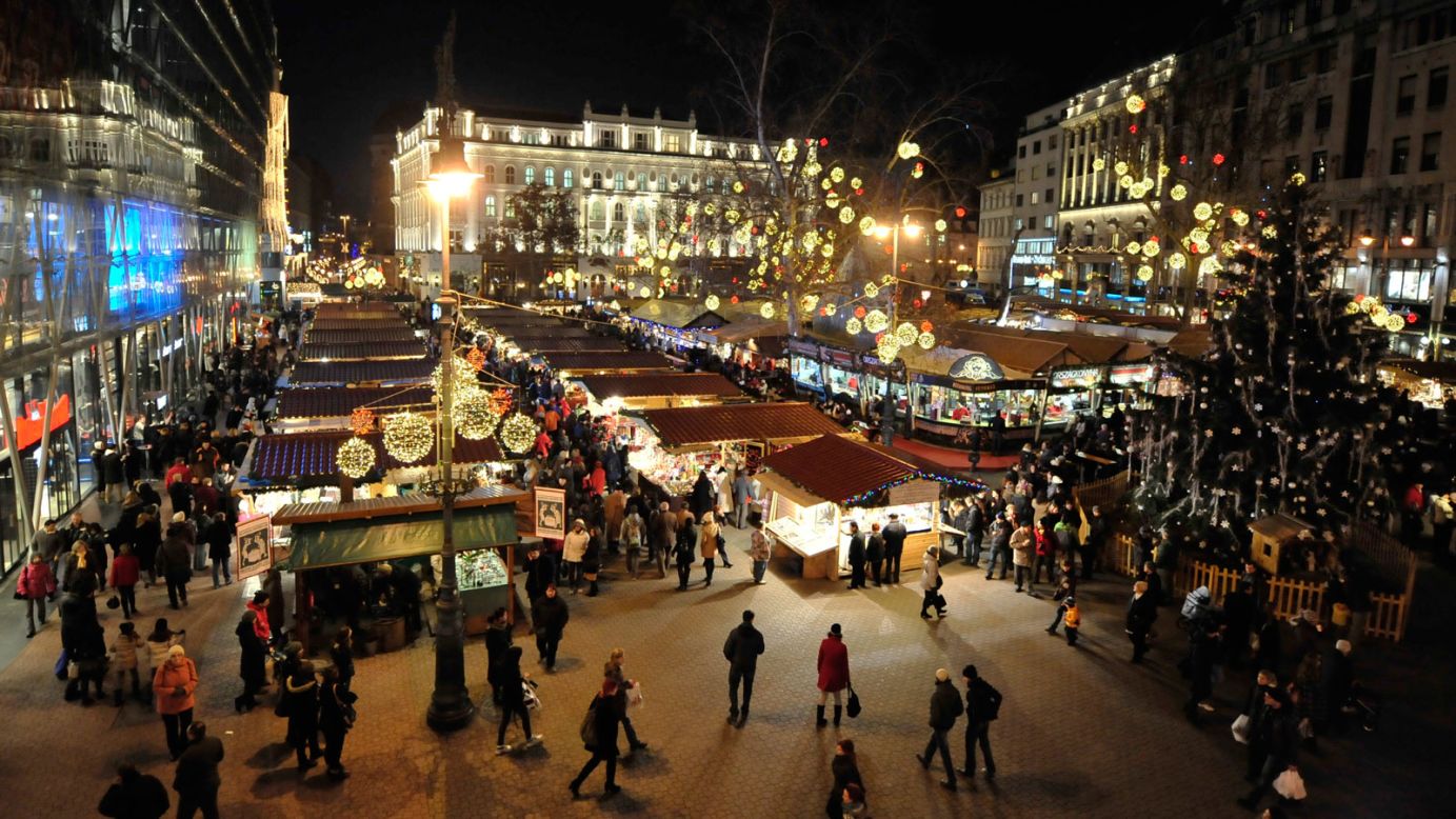 <strong>Budapest Christmas Fair and Winter Festival (Hungary): </strong>Budapest's festive experience is ideally located in the scenic Vörösmarty Square, right in the heart of the city.
