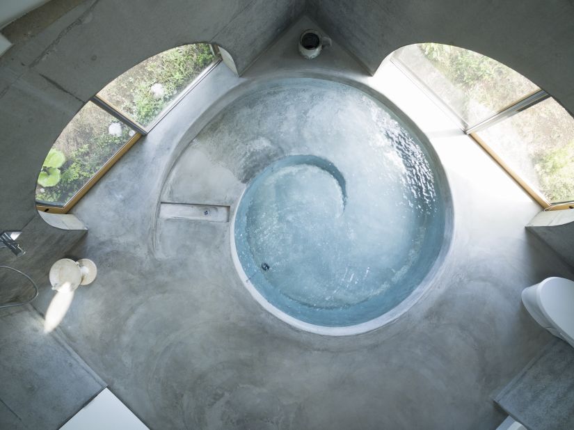 Facilities are retirement-friendly, like this wheelchair-accessible bath.