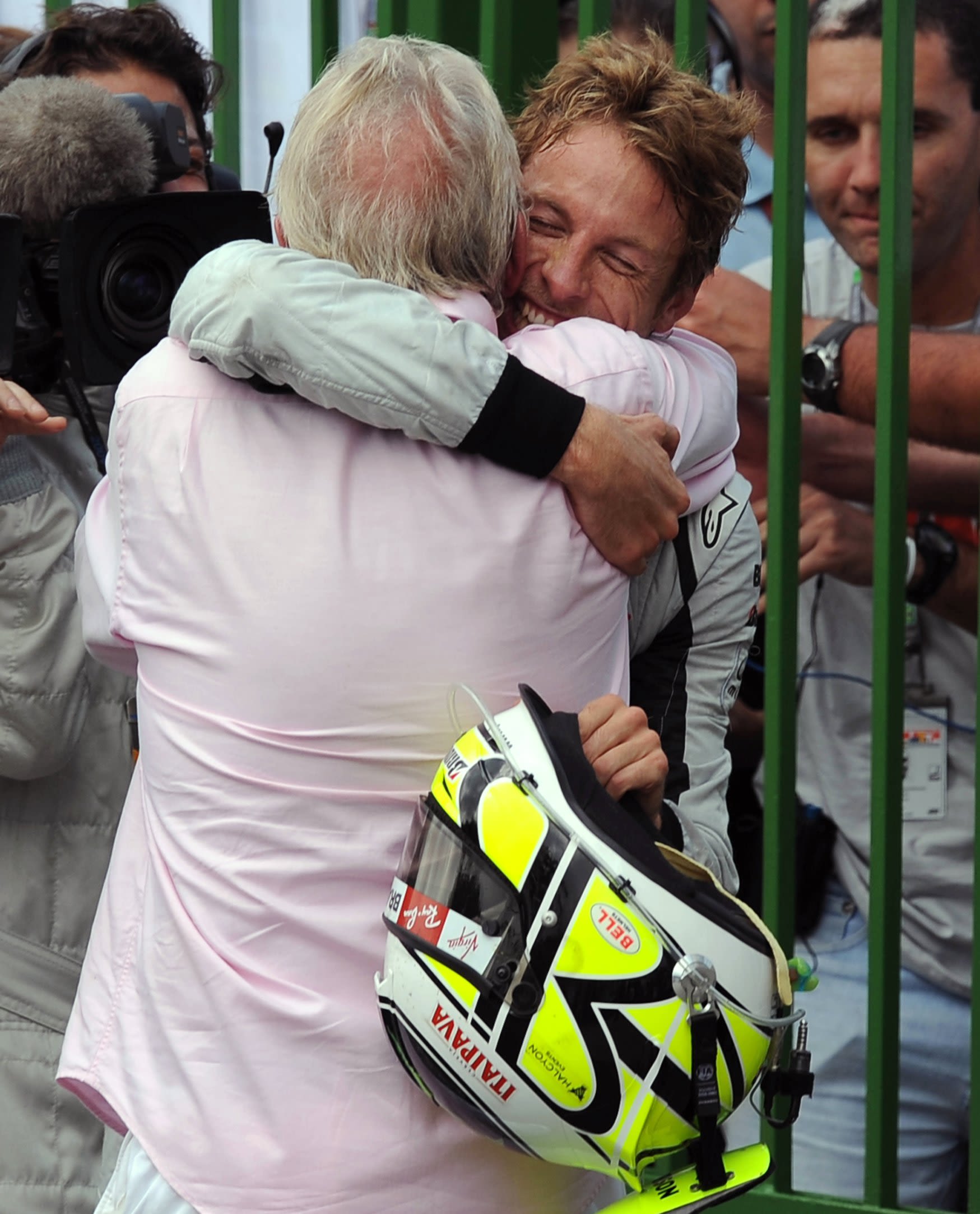 Button, who recently published his autobiography, "Life to the Limit," pays tribute to his late father, John in his new book. "I was lucky enough to get a gift that most kids would dream of which was a kart when I was seven years old. All through my career he's been there. I could bounce things off of him or If I'm not happy about something or I feel I'm missing something he was always there for support," Button told CNN.  