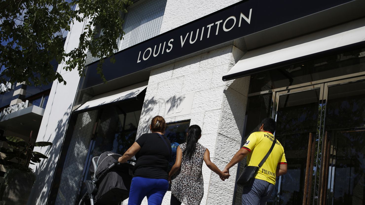 This Louis Vuitton store in Columbus, Ohio, was the scene of a pre-dawn smash-and-grab this week.