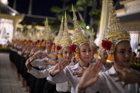 <strong>Royal performances: </strong>Royal performances, including Khon masked dances, puppet shows and live music, will start at 6 p.m. on October 26 and continue until 6 a.m. the following day.
