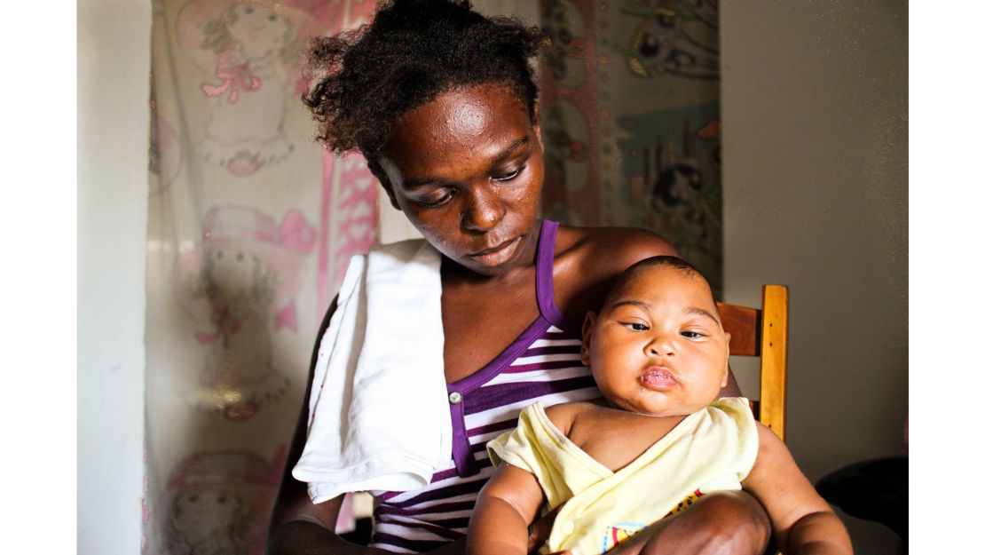 Maria José Santos de Araújo and her daughter Melissa Vitória                                                                               live in Japaratinga, Alagoas, close to the ocean.