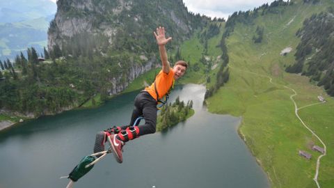 05-thrill-seeking-bugee