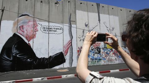 Street art - Trump The Wall brother