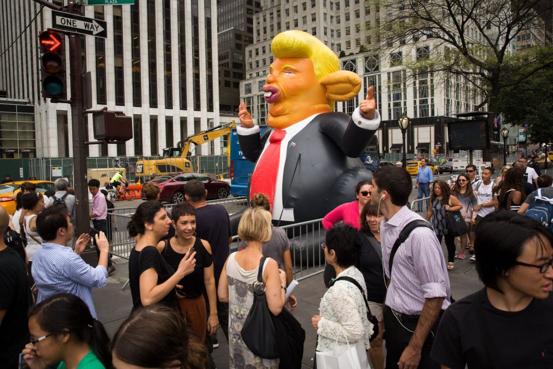 Street art - Trump rat