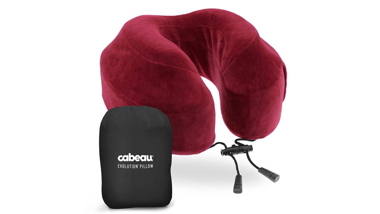 <strong>Cabeau Evolution Travel Pillow ($39.99; </strong><a href="https://amzn.to/2HqzDxN" target="_blank" target="_blank"><strong>amazon.com</strong></a><strong>)</strong>